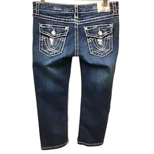 L.A. Idol 11 Cropped Capri Jeans Low Rise Embellished Flap Pockets Distressed